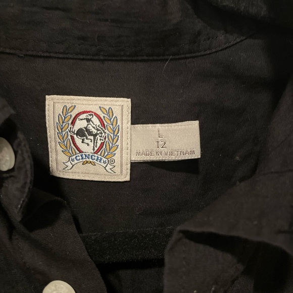 Kids Cinch Button Down Black Shirt - Picture 3 of 3